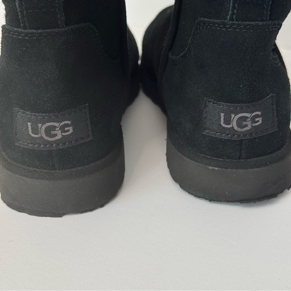 UGG Cory Black Sheepskin Winter Boots 5 1/2” Shaft Height Size 7 - Picture 7 of 16
